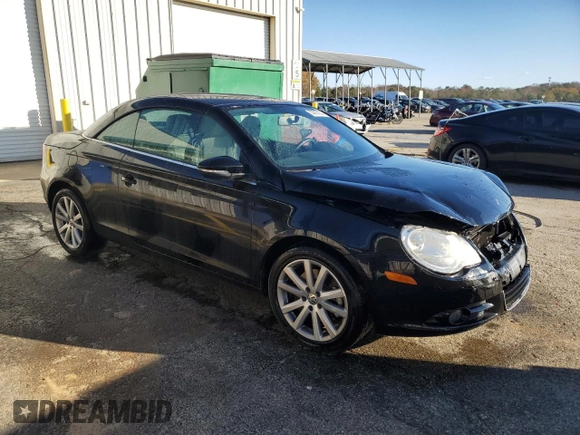 2011 Volkswagen Eos Komfort with VIN WVWBW7AHXBV004423, listed as a Copart auction lot 83606054 with 82,440 mi miles and Salvage Title. Bid and sale history available at DreamBid. Image 4.
