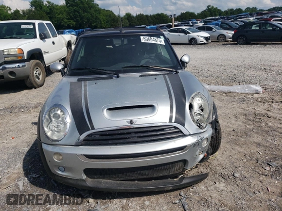 2008 MINI Convertible S с VIN WMWRH33508TU81576, выставлен на аукционе Copart как лот 60684675 с пробегом 145 344 миль миль и Списание • Salvage title. История ставок и продаж доступна на DreamBid. Изображение 5.