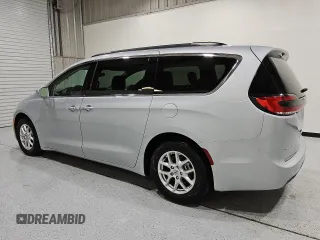 2022 Chrysler Pacifica Touring L z VIN 2C4RC1BG0NR167373, wystawiony jako Copart lot #56071675 z przebiegiem 60 107 mil mil oraz Czysty tytuł • Clean title. Historia ofert i sprzedaży dostępna na DreamBid. Obrazek 2.