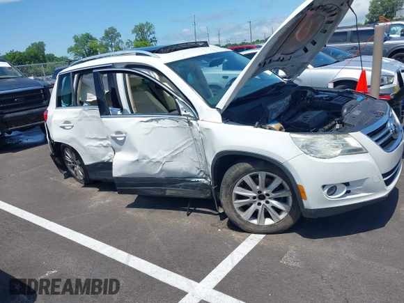 2010 Volkswagen Tiguan with VIN WVGAV9AX0AW510512, listed as a IAAI auction lot 42532527 with 193,910 mi miles and . Bid and sale history available at DreamBid. Image 6.