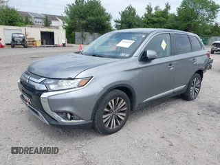 2020 Mitsubishi Outlander SE z VIN JA4AD3A37LZ044719, wystawiony jako IAAI lot #39303659 z przebiegiem 86 662 mil mil oraz . Historia ofert i sprzedaży dostępna na DreamBid. Obrazek 17.