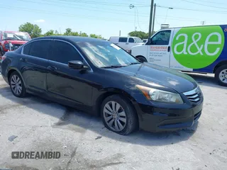 2011 Honda Accord EX z VIN 1HGCP2F74BA118673, wystawiony jako IAAI lot #42154106 z przebiegiem 163 359 mil mil oraz . Historia ofert i sprzedaży dostępna na DreamBid. Obrazek 1.