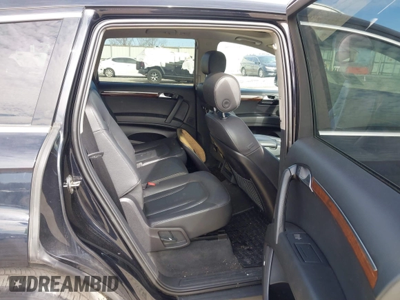 2013 Audi Q7 3.0T Premium Plus with VIN WA1LGAFE1DD002592, listed as a IAAI auction lot 41710303 with 160,696 mi miles. Bid and sale history available at carsss.com. Image 8.