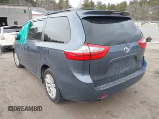 2017 Toyota Sienna LE with VIN 5TDJZ3DC8HS160748, listed as a IAAI auction lot 41327151 with 342,006 mi miles. Bid and sale history available at carsss.com. Image 3.