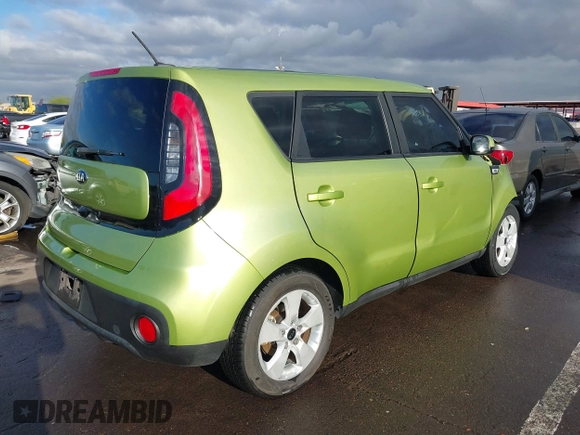 2017 Kia Soul with VIN KNDJN2A28H7884340, listed as a IAAI auction lot 41770745 with 47,455 mi miles. Bid and sale history available at carsss.com. Image 4.