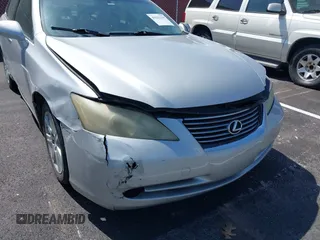 2008 Lexus ES 350 with VIN JTHBJ46G982221631, listed as a IAAI auction lot 41931159 with 303,492 mi miles. Bid and sale history available at carsss.com. Image 6.