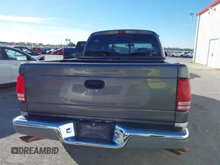 2001 Dodge Dakota Sport with VIN 1B7HL2AN21S319390, listed as a IAAI auction lot 40836729 with 118,823 mi miles. Bid and sale history available at carsss.com. Image 16.