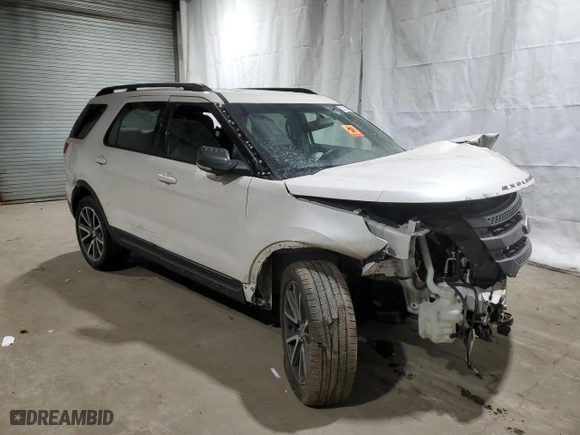 2015 Ford Explorer XLT with VIN 1FM5K8D87FGB45742, listed as a Copart auction lot 51267875 with 0 mi miles and Clean Title. Bid and sale history available at carsss.com. Image 4.