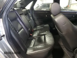 2001 Audi S8 z VIN WAUGU54D01N012440, wystawiony jako Copart lot #88053405 z przebiegiem 183 284 mil mil oraz Szkody całkowita. Historia ofert i sprzedaży dostępna na DreamBid. Obrazek 10.