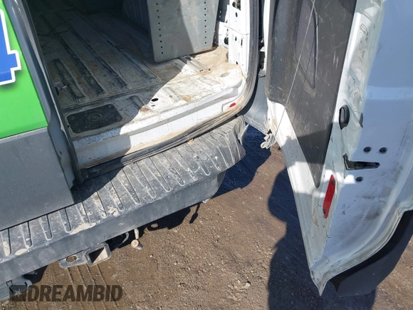 2017 Ford Transit с VIN 1FTYR1CM1HKA34512, выставлен на аукционе IAAI как лот 41621307 с пробегом 215 205 миль миль и . История ставок и продаж доступна на DreamBid. Изображение 17.