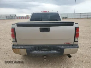 2008 GMC Sierra Denali z VIN 2GTEK638081143910, wystawiony jako Copart lot #53369665 z przebiegiem 161 870 mil mil oraz Szkody całkowita. Historia ofert i sprzedaży dostępna na DreamBid. Obrazek 6.