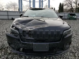 2020 Jeep Cherokee Altitude with VIN 1C4PJMLN7LD550349, listed as a Copart auction lot 81452894 with 89,884 mi miles and Salvage Title. Bid and sale history available at carsss.com. Image 5.