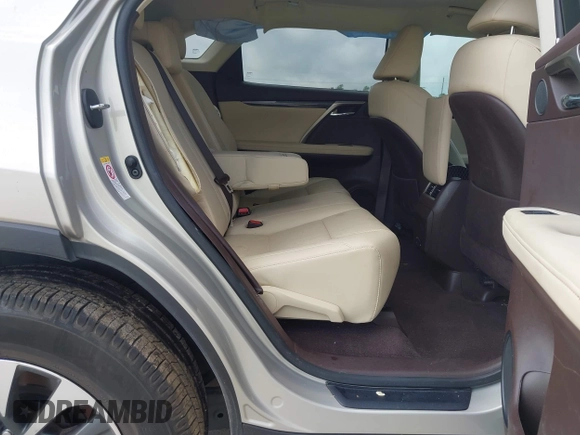 2020 Lexus RX 350 z VIN 2T2AZMAA8LC151876, wystawiony jako IAAI lot #42333795 z przebiegiem 16 885 mil mil oraz . Historia ofert i sprzedaży dostępna na DreamBid. Obrazek 8.