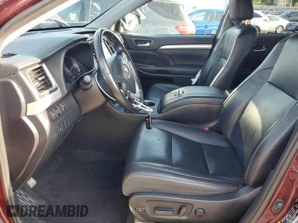 2019 Toyota Highlander SE with VIN 5TDJZRFH3KS983784, listed as a Copart auction lot 62874465 with 56,151 mi miles and Salvage title. Bid and sale history available at DreamBid. Image 7.