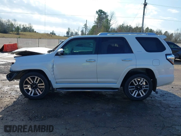 2014 Toyota 4Runner SR5 with VIN JTEZU5JR7E5078142, listed as a IAAI auction lot 41191786 with 197,512 mi miles and . Bid and sale history available at DreamBid. Image 15.