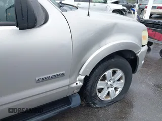 2008 Ford Explorer XLT with VIN 1FMEU73E68UA59595, listed as a IAAI auction lot 41785966 with 223,112 mi miles. Bid and sale history available at carsss.com. Image 17.