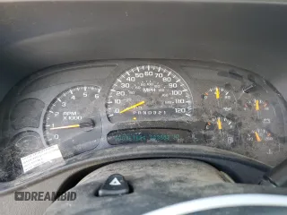 2003 GMC Sierra 1500HD SLE z VIN 1GTGC13U43F146395, wystawiony jako Copart lot #70795454 z przebiegiem 303 653 mil mil oraz Szkody całkowita. Historia ofert i sprzedaży dostępna na DreamBid. Obrazek 9.