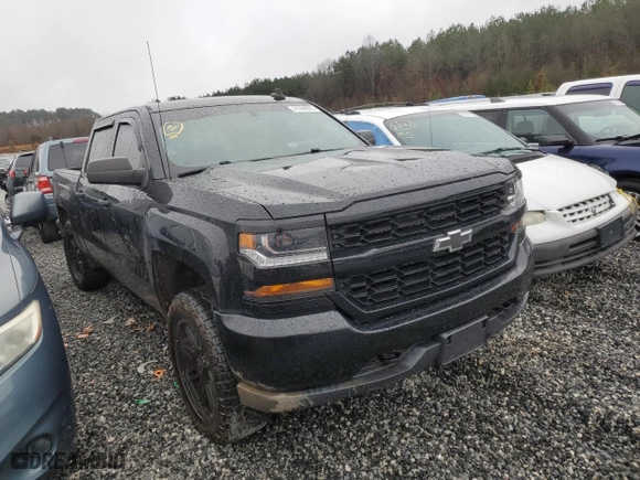2018 Chevrolet Silverado 1500 Custom with VIN 3GCUKPEC0JG404453, listed as a Copart auction lot 41396965 with 88,294 mi miles and Salvage Title. Bid and sale history available at carsss.com. Image 4.