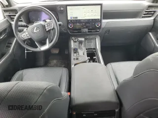 2024 Lexus GX 550 Premium z VIN JTJTBCDX6R5010822, wystawiony jako Copart lot #51168725 z przebiegiem 27 707 mil mil oraz Szkoda całkowita • Salvage title. Historia ofert i sprzedaży dostępna na DreamBid. Obrazek 8.