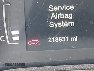 2016 Jeep Cherokee Altitude with VIN 1C4PJMAS8GW220688, listed as a IAAI auction lot 41797430 with 218,631 mi miles and . Bid and sale history available at DreamBid. Image 15.
