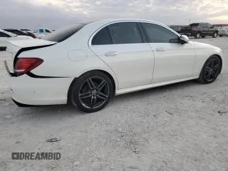 2019 Mercedes-Benz E-Class E 300 with VIN WDDZF4JB1KA512012, listed as a Copart auction lot 46902445 with 59,090 mi miles and Salvage Title. Bid and sale history available at carsss.com. Image 3.