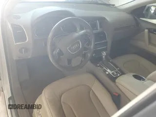 2014 Audi Q7 S line Prestige z VIN WA1DGAFE6ED006627, wystawiony jako Copart lot #58671895 z przebiegiem 128 233 mil mil oraz Czysty tytuł • Clean title. Historia ofert i sprzedaży dostępna na DreamBid. Obrazek 8.