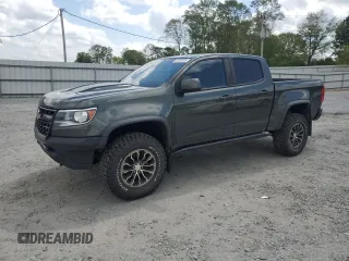 2018 Chevrolet Colorado 4WD ZR2 z VIN 1GCPTEE11J1194070, wystawiony jako Copart lot #52037025 z przebiegiem 104 858 mil mil oraz Czysty tytuł • Clean title. Historia ofert i sprzedaży dostępna na DreamBid. Obrazek 1.