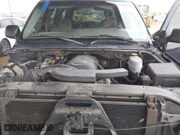 2004 Chevrolet Suburban LT with VIN 1GNEC16Z34J133058, listed as a IAAI auction lot 41200786 with 254,131 mi miles. Bid and sale history available at carsss.com. Image 10.