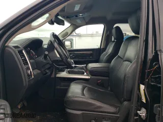 2018 Ram 2500 Laramie with VIN 3C6UR5FL8JG211232, listed as a Copart auction lot 48250315 with 201,460 mi miles and Salvage Title. Bid and sale history available at carsss.com. Image 7.