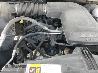 2020 Ram 1500 Tradesman с VIN 1C6RR6FG0LS151697, выставлен на аукционе Copart как лот 82094515 с пробегом 113 523 миль миль и Списание • Salvage title. История ставок и продаж доступна на DreamBid. Изображение 15.