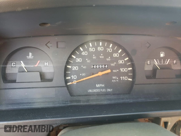 1994 Toyota Pickup z VIN 4TARN81A5RZ171295, wystawiony jako Copart lot #46826295 z przebiegiem 346 964 mil mil oraz Szkoda całkowita • Salvage title. Historia ofert i sprzedaży dostępna na DreamBid. Obrazek 9.