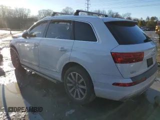 2019 Audi Q7 Premium Plus with VIN WA1LHAF75KD038765, listed as a Copart auction lot 86634074 with 82,298 mi miles and Non repairable. Bid and sale history available at DreamBid. Image 2.