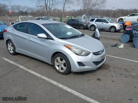 2011 Hyundai Elantra Ltd with VIN KMHDH4AE9BU140051, listed as a IAAI auction lot 41721100 with 185,075 mi miles. Bid and sale history available at carsss.com. Image 1.