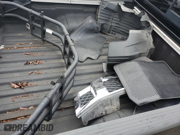 2015 Nissan Frontier SV with VIN 1N6AD0FR4FN711157, listed as a Copart auction lot 76598584 with 82,311 mi miles and Salvage title. Bid and sale history available at DreamBid. Image 14.