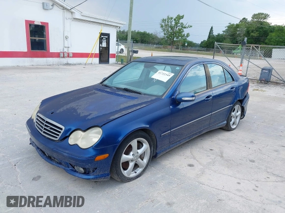 2005 Mercedes-Benz C 230 Kompressor с VIN WDBRF40J95F612156, выставлен на аукционе IAAI как лот 41722349 с пробегом 136 109 миль миль и . История ставок и продаж доступна на DreamBid. Изображение 2.