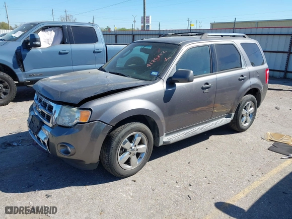 2011 Ford Escape Limited with VIN 1FMCU0EG2BKA67855, listed as a IAAI auction lot 41808002 with 183,476 mi miles. Bid and sale history available at carsss.com. Image 17.