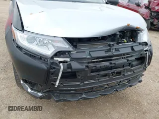 2017 Mitsubishi Outlander ES z VIN JA4AZ2A36HZ064804, wystawiony jako IAAI lot #42153351 z przebiegiem 115 714 mil mil oraz . Historia ofert i sprzedaży dostępna na DreamBid. Obrazek 6.