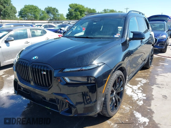 2024 BMW X7 M60i with VIN 5UX33EM09R9U06877, listed as a IAAI auction lot 41919988 with 25,015 mi miles. Bid and sale history available at carsss.com. Image 2.
