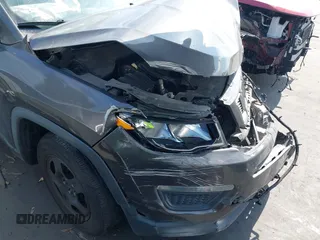 2019 Jeep Compass Sport с VIN 3C4NJCAB2KT614851, выставлен на аукционе IAAI как лот 42554192 с пробегом Не указан миль и . История ставок и продаж доступна на DreamBid. Изображение 15.