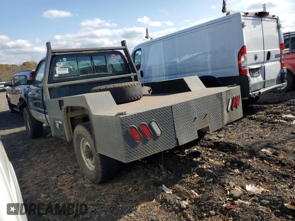 1996 Dodge 2500 with VIN 1B7KF26C1TS664899, listed as a Copart auction lot 73709724 with 200,525 mi miles and Salvage Title. Bid and sale history available at carsss.com. Image 2.