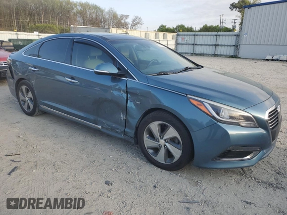 2016 Hyundai Sonata Hybrid Limited with VIN KMHE34L17GA014812, listed as a Copart auction lot 51714225 with 140,580 mi miles and Clean Title. Bid and sale history available at carsss.com. Image 4.