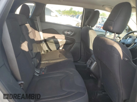 2017 Jeep Cherokee Latitude с VIN 1C4PJMCB8HW505101, выставлен на аукционе Copart как лот 64359775 с пробегом 149 314 миль миль и Списание • Salvage title. История ставок и продаж доступна на DreamBid. Изображение 11.