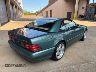 2002 Mercedes-Benz SL 500 with VIN WDBFA68F42F204673, listed as a Copart auction lot 56757525 with 32,967 mi miles and Clean title. Bid and sale history available at DreamBid. Image 4.