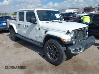 2020 Jeep Gladiator Overland with VIN 1C6HJTFGXLL180622, listed as a IAAI auction lot 42565601 with 63,738 mi miles and . Bid and sale history available at DreamBid. Image 1.