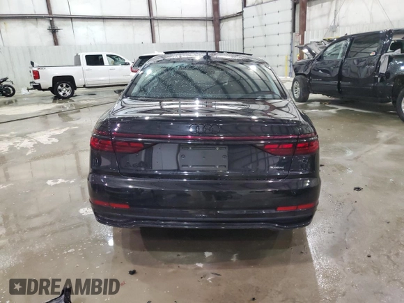 2024 Audi A8 z VIN WAULDAF88RN011314, wystawiony jako Copart lot #44944685 z przebiegiem 5 063 mil mil oraz Szkoda całkowita • Salvage title. Historia ofert i sprzedaży dostępna na DreamBid. Obrazek 6.