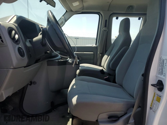 2012 Ford Econoline Passenger XL with VIN 1FBSS3BLXCDA20415, listed as a Copart auction lot 53718145 with 70,599 mi miles and Salvage Title. Bid and sale history available at DreamBid. Image 7.