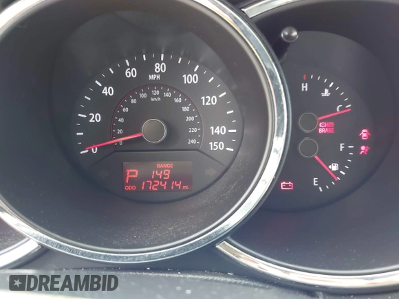 2013 Kia Sorento LX with VIN 5XYKT3A6XDG361675, listed as a IAAI auction lot 42402112 with 172,414 mi miles and . Bid and sale history available at DreamBid. Image 7.
