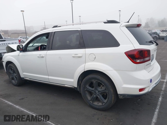 2017 Dodge Journey Crossroad Plus z VIN 3C4PDCGG1HT566478, wystawiony jako IAAI lot #42093451 z przebiegiem 72 398 mil mil oraz . Historia ofert i sprzedaży dostępna na DreamBid. Obrazek 14.