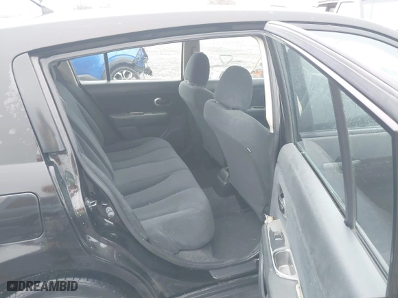 2011 Nissan Versa 1.8 SL with VIN 3N1BC1CP2BL403713, listed as a IAAI auction lot 41313488 with 91,491 mi miles. Bid and sale history available at carsss.com. Image 8.
