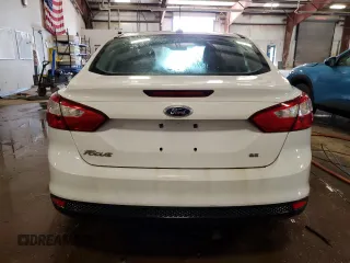 2012 Ford Focus SE with VIN 1FAHP3F26CL329142, listed as a Copart auction lot 57951835 with 159,656 mi miles and Clean title. Bid and sale history available at DreamBid. Image 6.